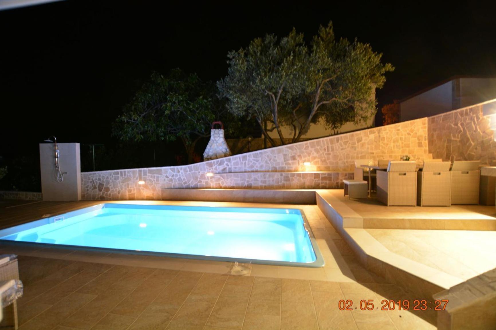 Sealodge - Luxe Villa, Private Pool, Mooring, Parking, Sea & Mountain View, At 150 M From Idyllic Private Beach Rogac Luaran gambar