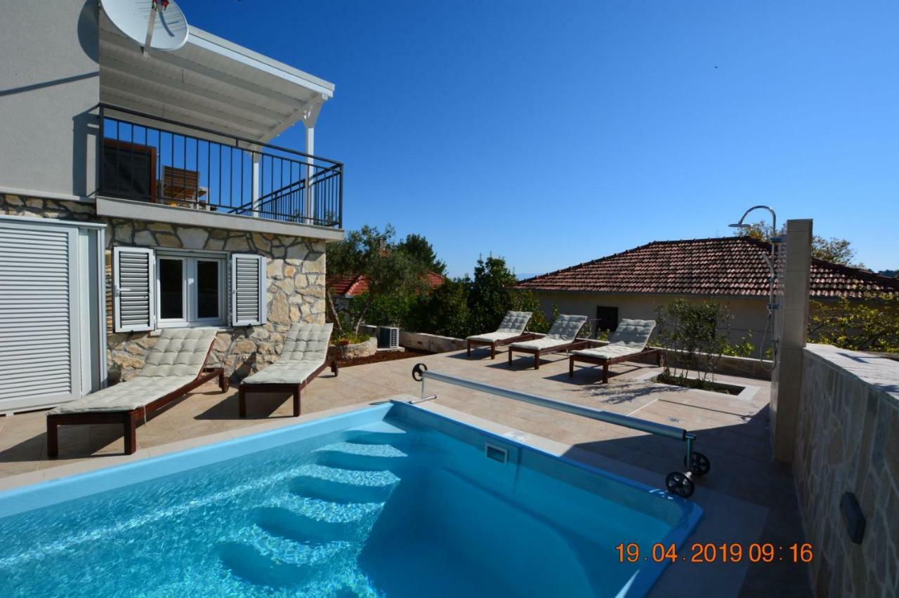 Sealodge - Luxe Villa, Private Pool, Mooring, Parking, Sea & Mountain View, At 150 M From Idyllic Private Beach Rogac Luaran gambar