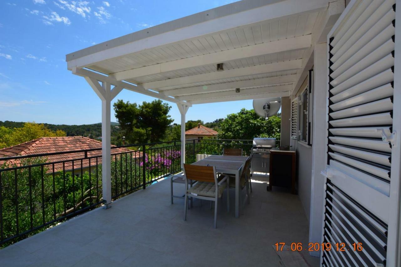 Sealodge - Luxe Villa, Private Pool, Mooring, Parking, Sea & Mountain View, At 150 M From Idyllic Private Beach Rogac Luaran gambar